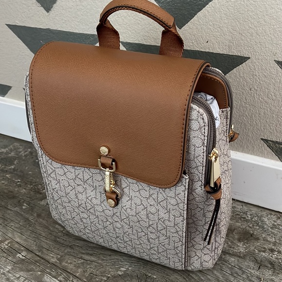 Brand new with tag. 100% authentic - Picture 8 of 8